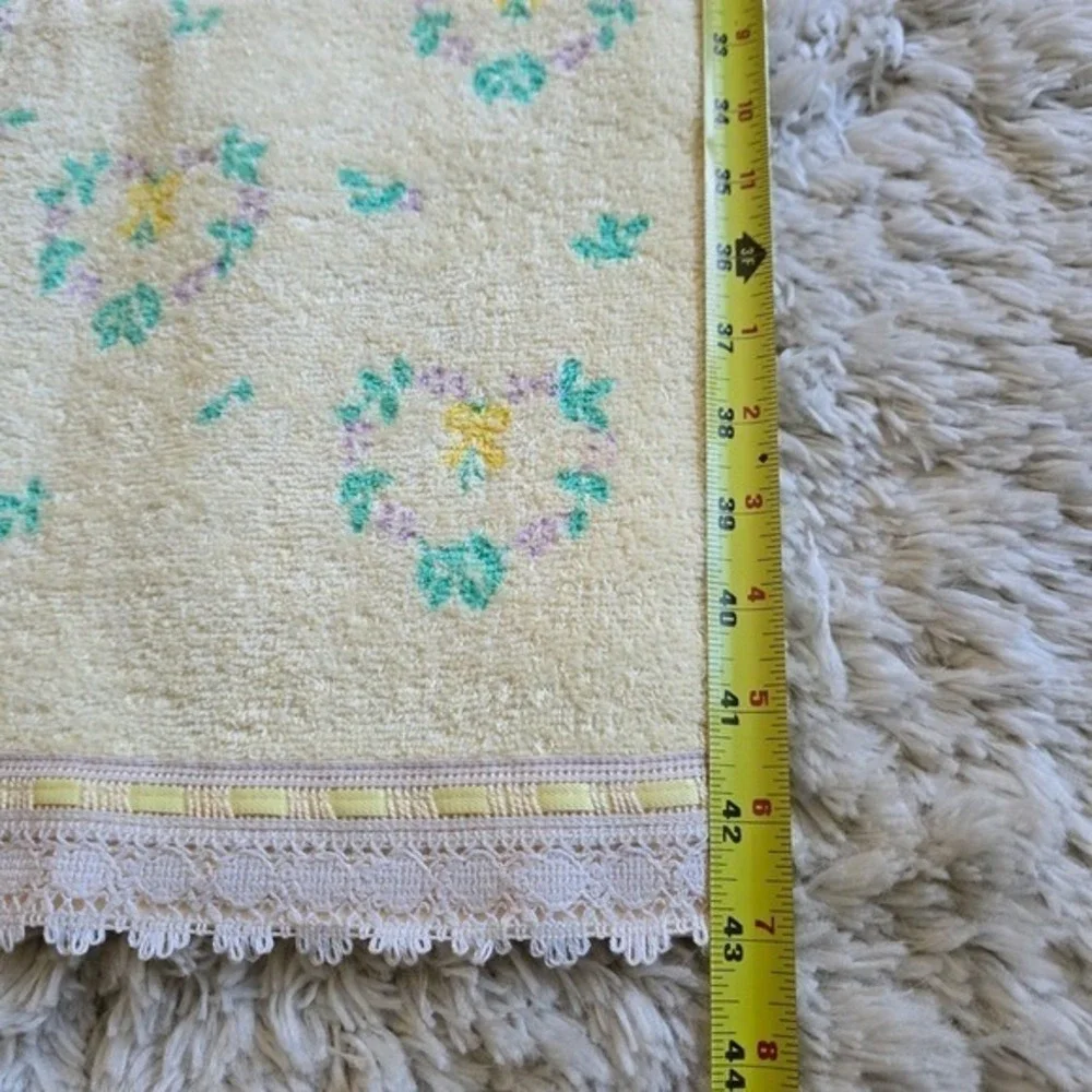 Vintage‎ DUNDEE Bath and Hand Towel Yellow Heart Print